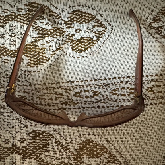 Coach 2 sunglasses with their cases - Picture 3 of 16